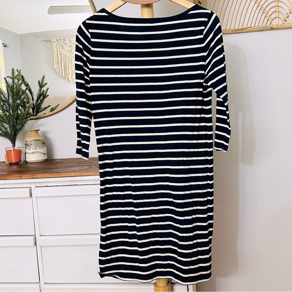 STRIPED BODYCON STAPLE DRESS!⛵️ - Picture 3 of 6